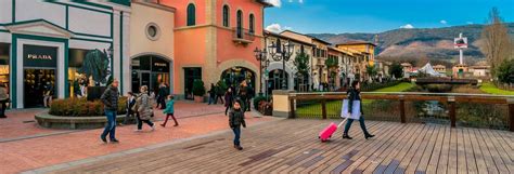 outlet mall firenze